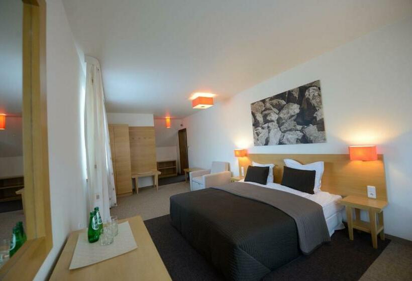 Quarto Estandar, Pensjonat Orla Perc