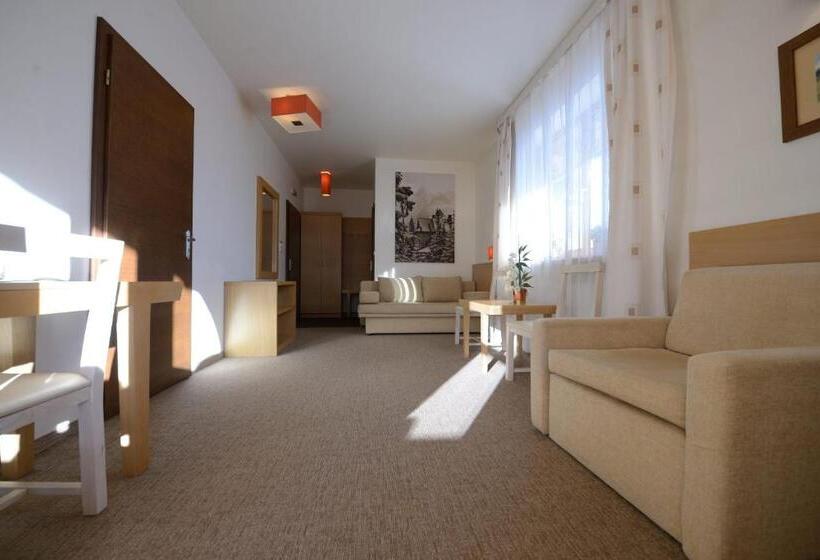 Quarto Triplo Estandar, Pensjonat Orla Perc