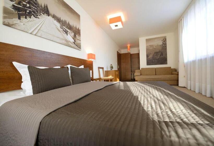 Quarto Triplo Estandar, Pensjonat Orla Perc