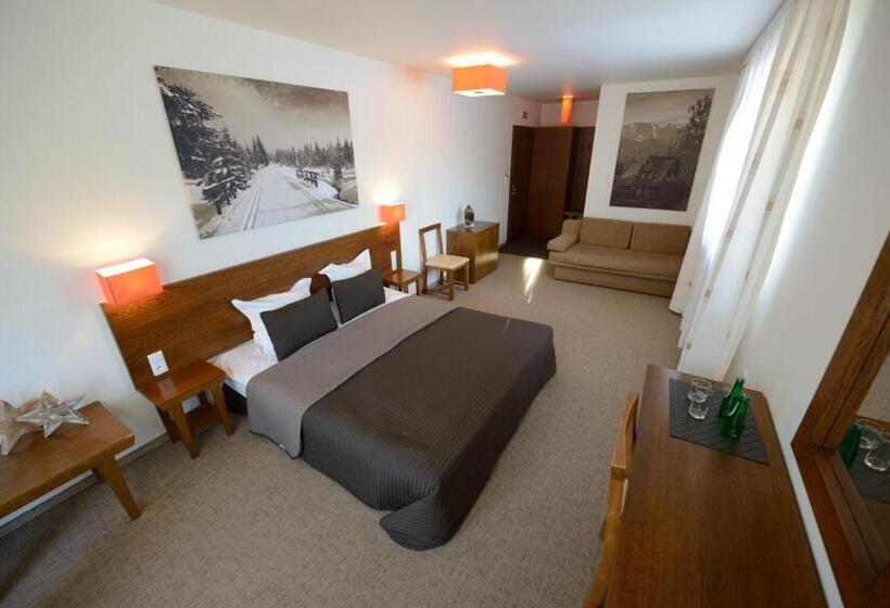 Quarto Triplo Estandar, Pensjonat Orla Perc