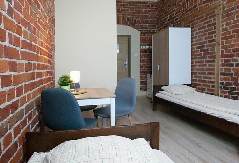 Номер Стандарт Трехместный, Vanilla Hostel Wrocław
