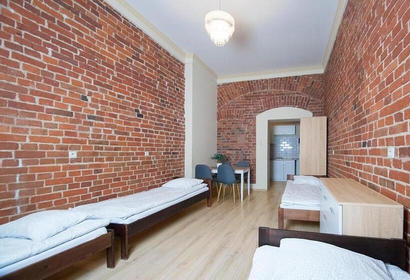 Четырехместный Номер Стандарт, Vanilla Hostel Wrocław