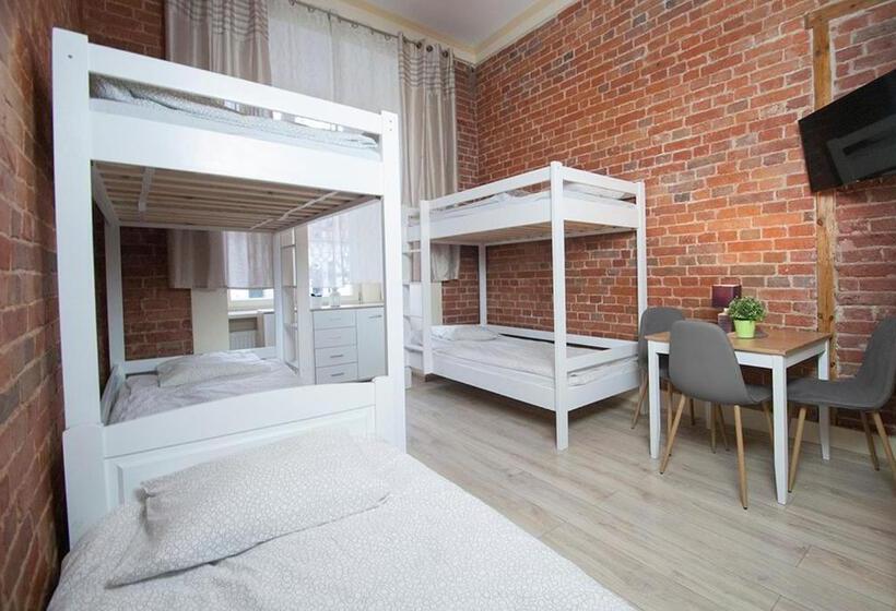 Семейный Номер, Vanilla Hostel Wrocław
