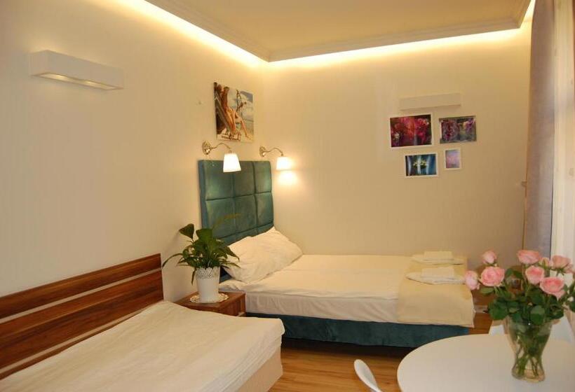 Студия Стандарт, Villa Star