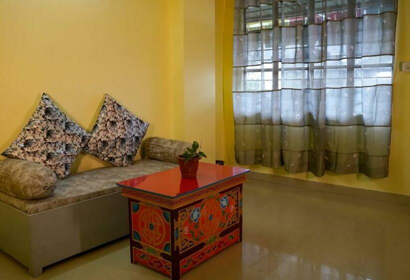 اتاق استاندارد با چشم‌انداز کوهستان, Yellow Sapphire, Premium Sikkimese Homestay