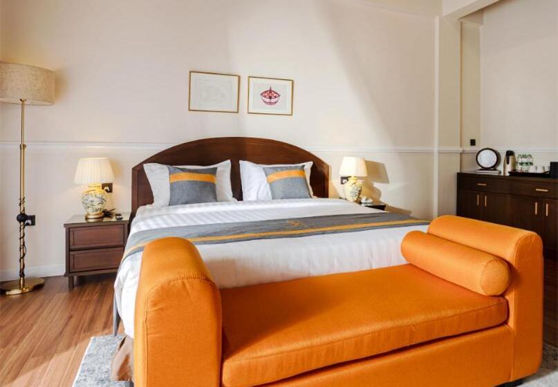 استودیو خانوادگی, Springhill Resort