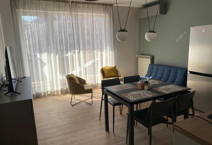 آپارتمان 2 خوابه, 7th Sense Boutique Apartments