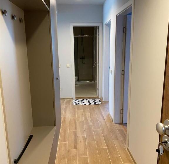 آپارتمان 1 خوابه با تراس, 7th Sense Boutique Apartments