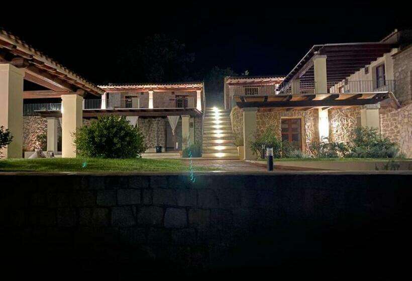 آپارتمان 1 خوابه با تراس, Dimore Santa Justa