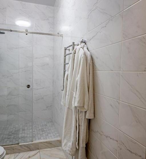 اتاق استاندارد چهار تخته, готель Otelnov
