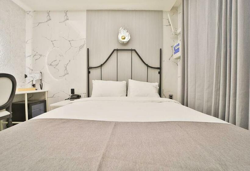 اتاق لوکس, Daegu February Hotel Lions Park