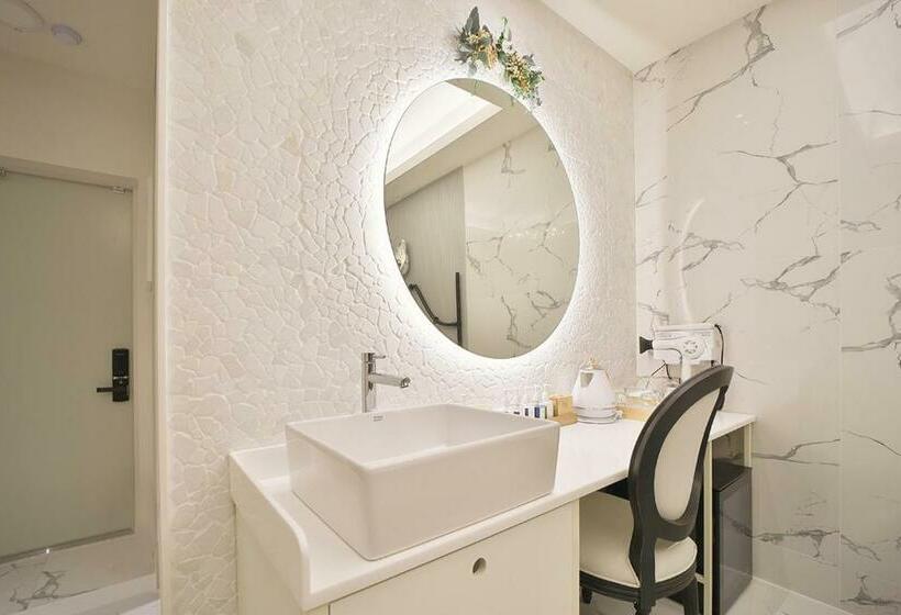 اتاق لوکس, Daegu February Hotel Lions Park