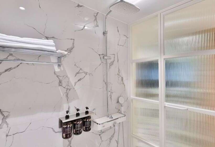 سوییت, Daegu February Hotel Lions Park