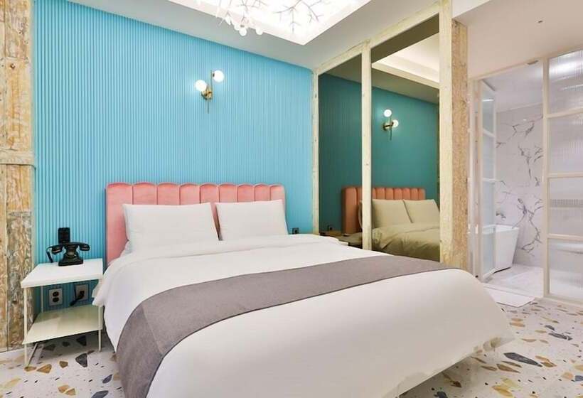 سوییت, Daegu February Hotel Lions Park