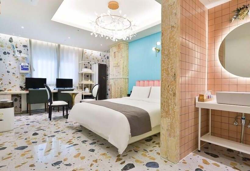 سوییت, Daegu February Hotel Lions Park