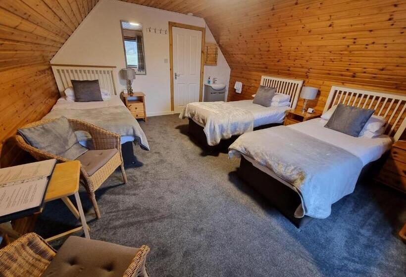 اتاق استاندارد سه نفره, Carn Mhor Bed And Breakfast