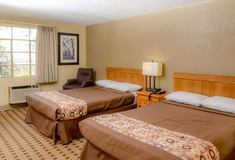 Номер Стандарт, Relax Inn   Bryson City