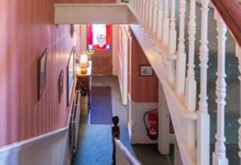 اتاق استاندارد یک نفره, Homelands Guest House