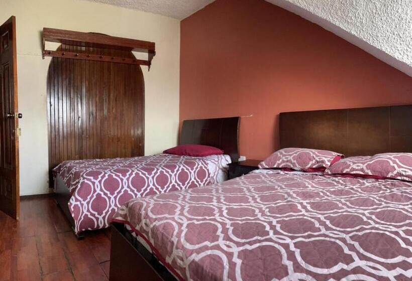 バス共有のスタンダードルーム, Alojamientos Hostal Rest House