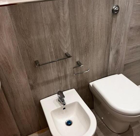 اتاق لوکس چهار تخته, Lb Home