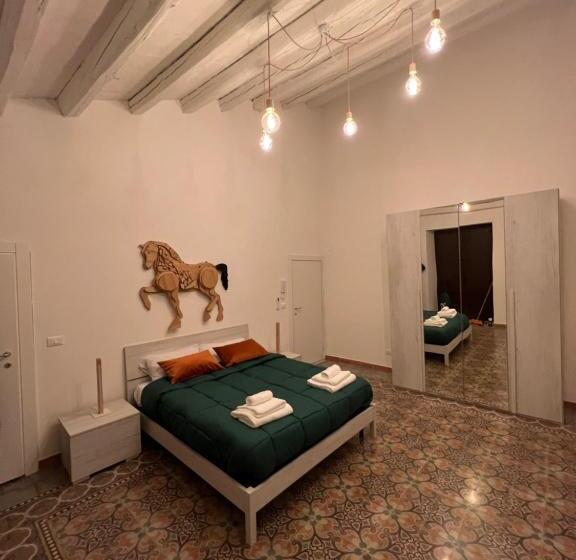 اتاق لوکس چهار تخته, Lb Home