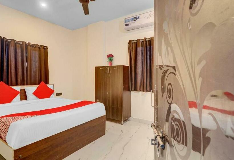 Трехместный Номер Классика, Flagship Sairam Residency