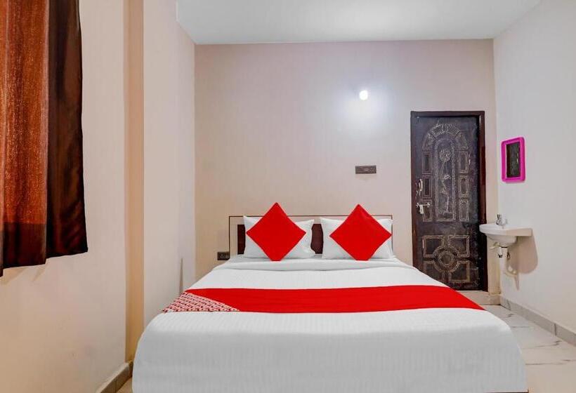 Трехместный Номер Классика, Flagship Sairam Residency