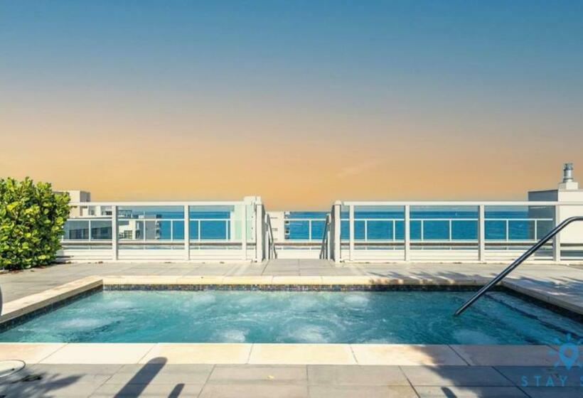 خانه 1 خوابه, Coolest Apartment Rooftop Pool Hot Tub