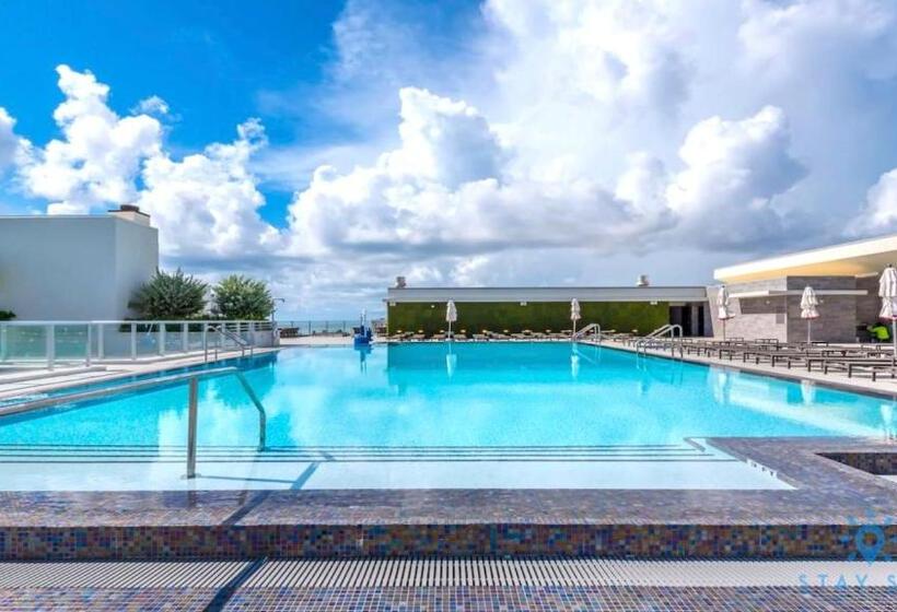 خانه 1 خوابه, Coolest Apartment Rooftop Pool Hot Tub