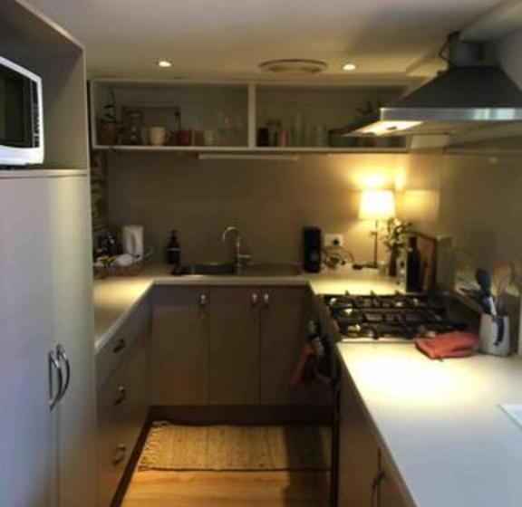 스탠다드 룸 킹사이즈 침대, Randell Cottage   Adelaide Hills   Cosy Rustic Hideaway