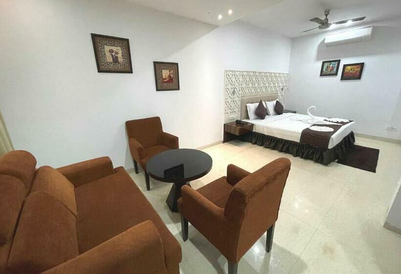 اتاق سوپریور, Goa Continental   Baga
