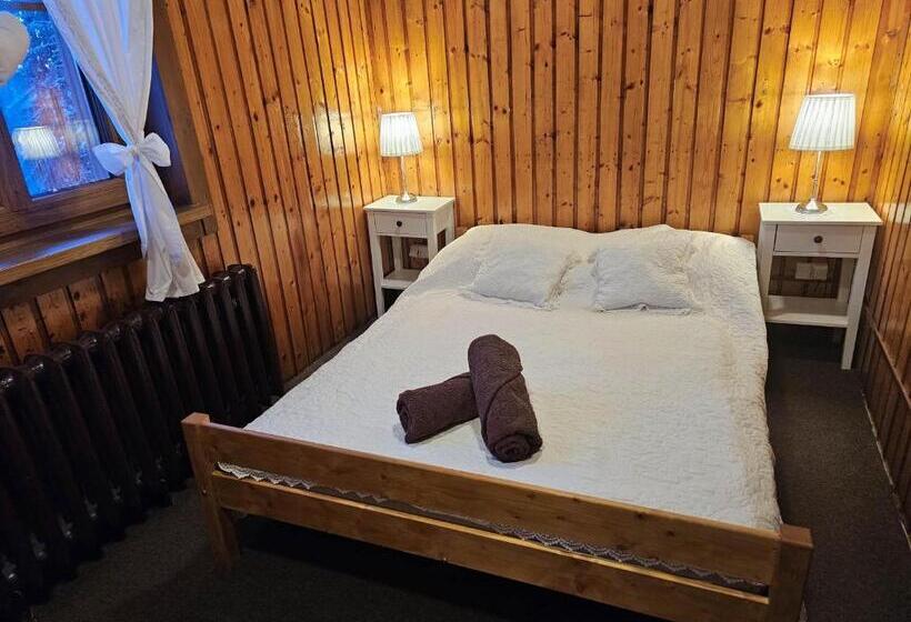 Habitación Estándar, Schronisko Gościniec Równica
