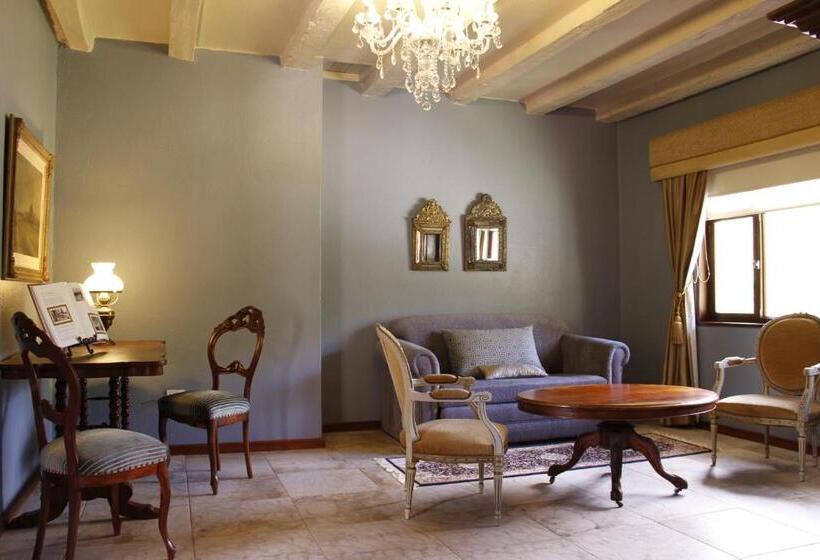 Президентский Люкс, Uzhupud Garden Hotel & Lodge