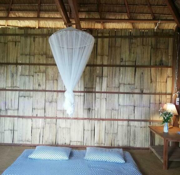اتاق استاندارد با چشم‌انداز کوهستان, La Villa Hortensia Mondulkiri