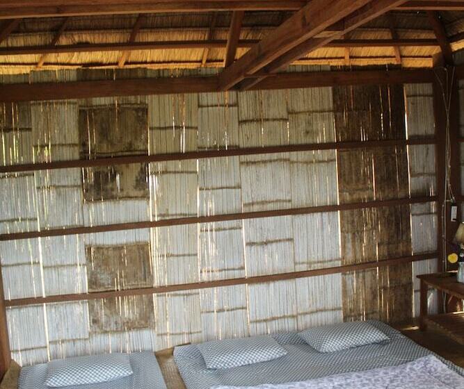اتاق استاندارد با چشم‌انداز کوهستان, La Villa Hortensia Mondulkiri