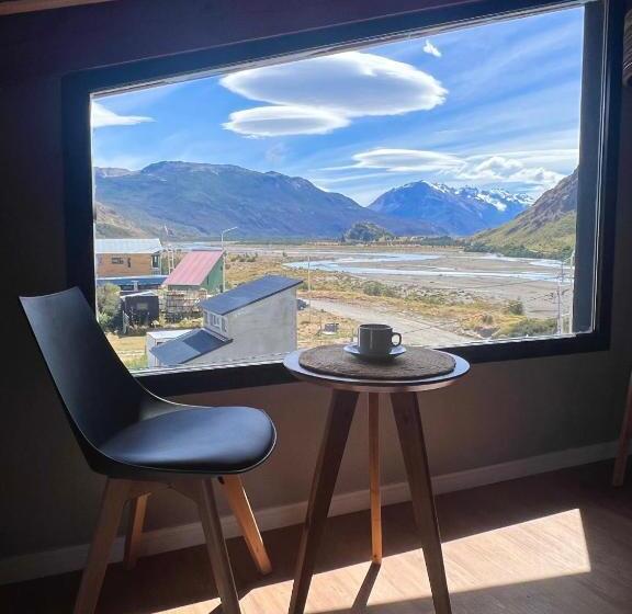 اتاق لوکس, Desierto Suites