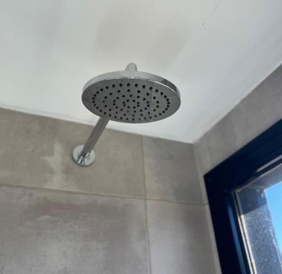 اتاق لوکس, Desierto Suites