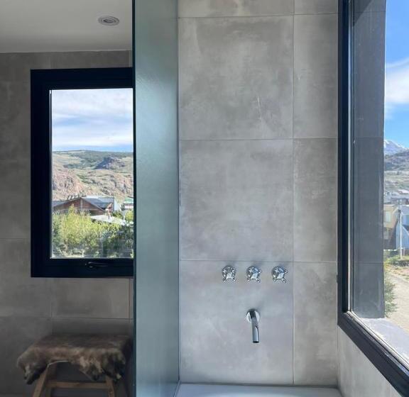 اتاق لوکس, Desierto Suites