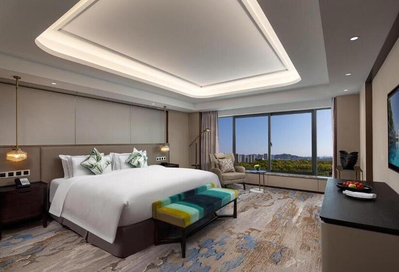 سوییت لوکس, White Swan Hotel Taizhou