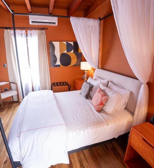 سوییت جونیور, Bito S Hotel Boutique
