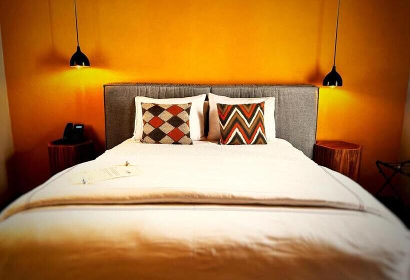 سوییت لوکس, Bito S Hotel Boutique