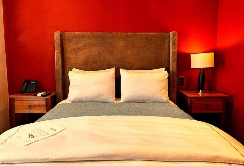 سوییت با چشم‌انداز باغ, Bito S Hotel Boutique