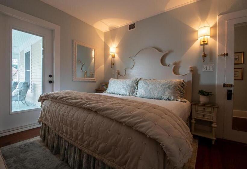 Номер Стандарт с Балконом, The Kenwood Inn Oldest Bed And Breakfast, St Augustine Historic District