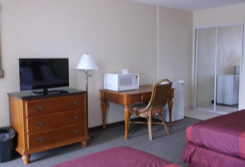 스탠다드 스튜디오 (전망), Days Inn & Suites By Wyndham Lake Okeechobee