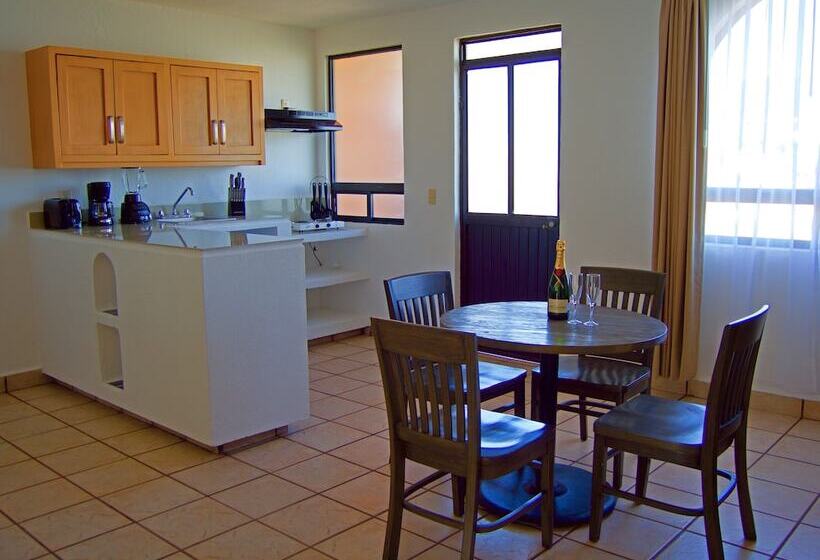 דירת שני חדרים, Sunrock Hotel and Suites