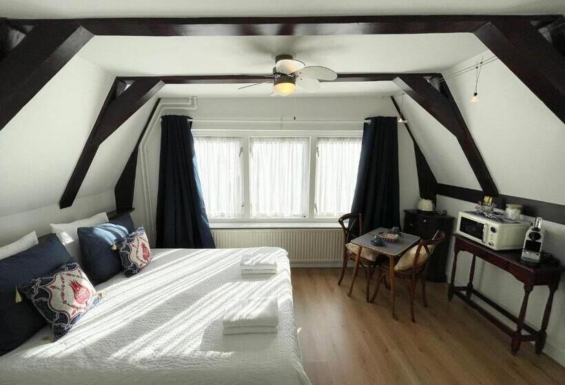 اتاق لوکس, Flinder Amsterdam