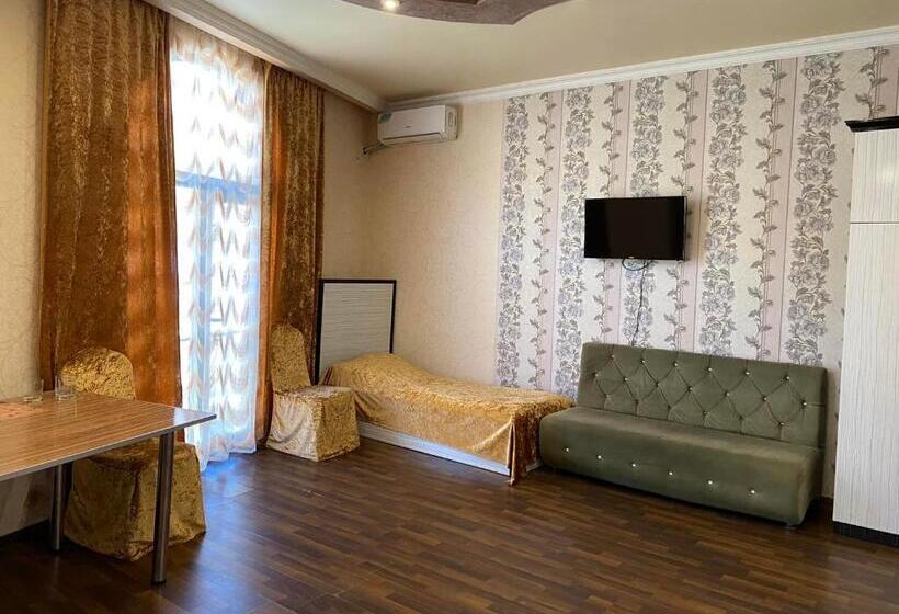 Четырехместный Номер Economy, Prince Hotel Kapan