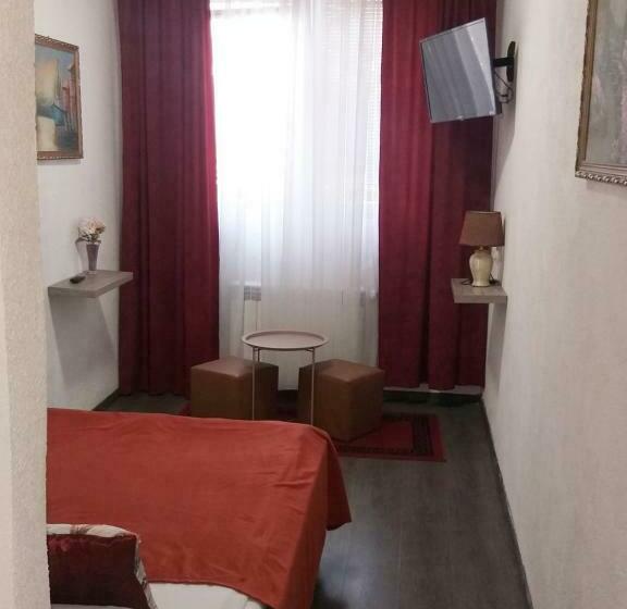 اتاق استاندارد یک نفره, Bed And Breakfast M Jasmin