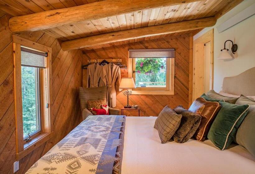Номер Стандарт, Jackson Hole Hideout
