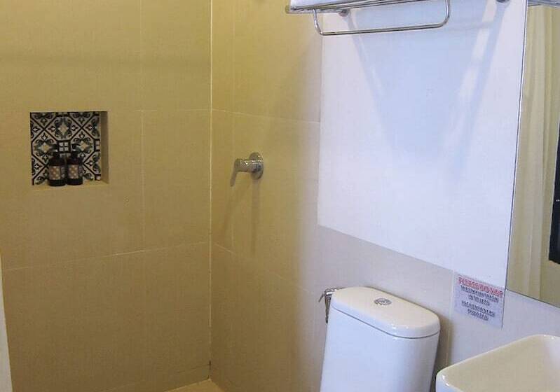 디럭스 룸, Acca Patong Apartments